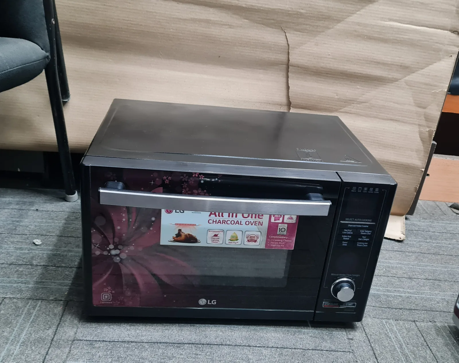 LG Microwave Oven 32 Ltr Charcoal, photo 2