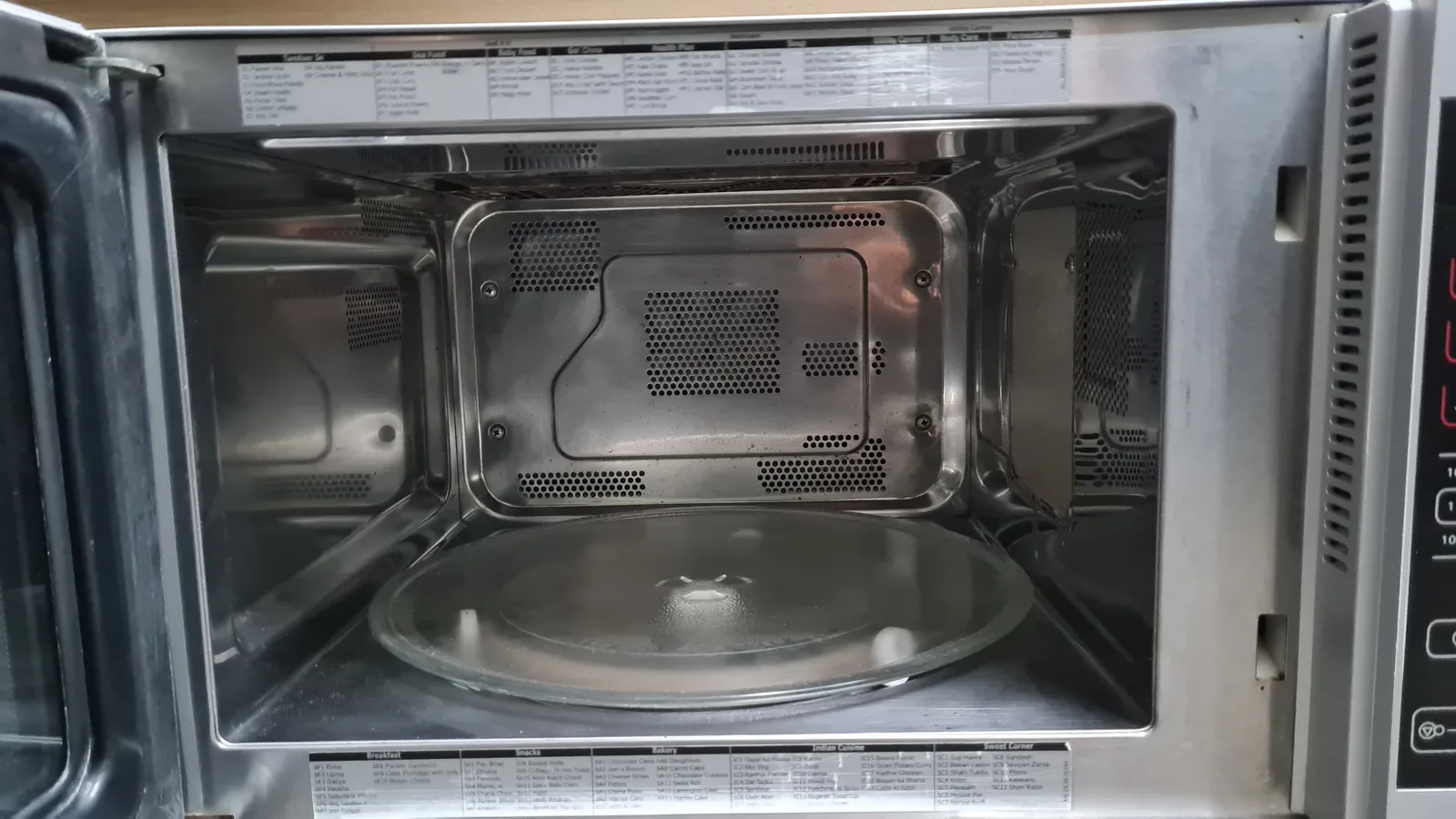 LG Microwave Oven 28 Ltr, photo 4