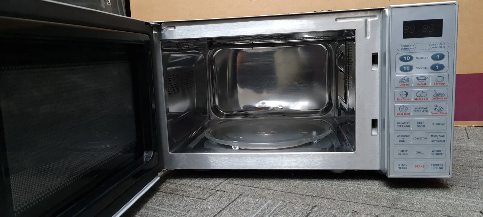 IFB Microwave Oven, photo 4