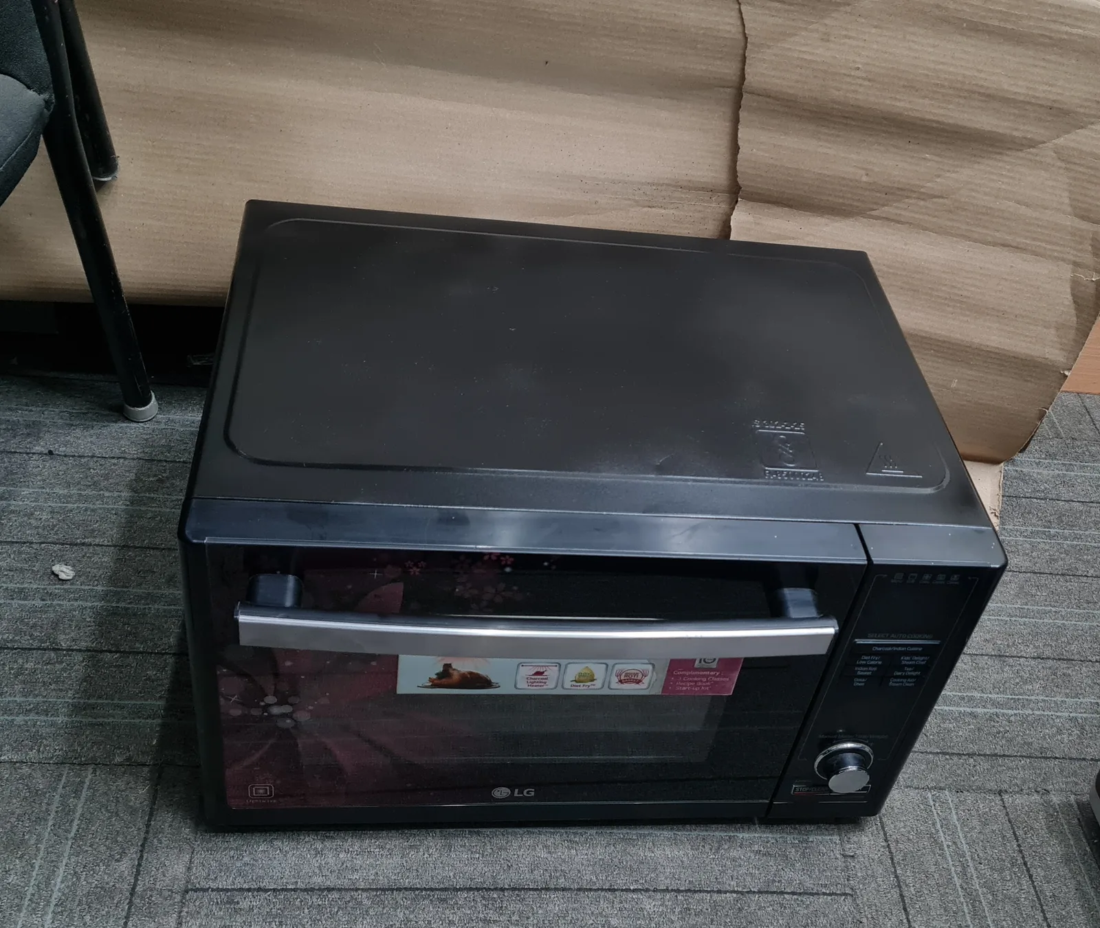 LG Microwave Oven 32 Ltr Charcoal, photo 4