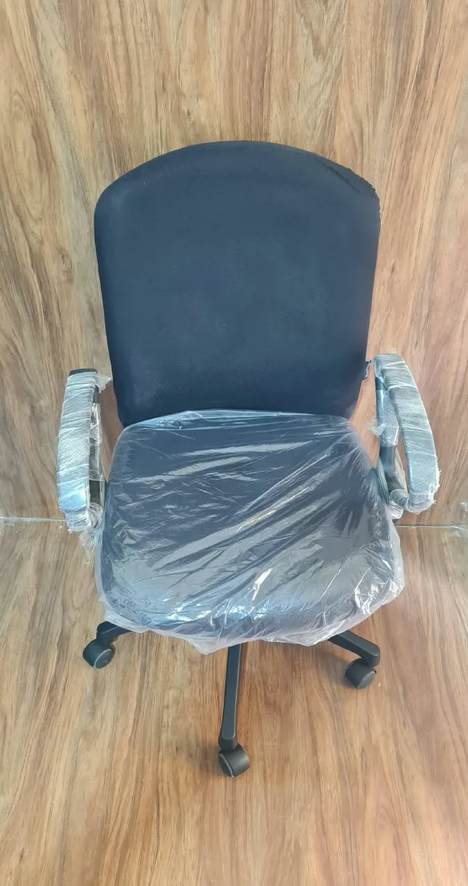 Mid-back cushioned fabric ergonomic office chair, photo 4