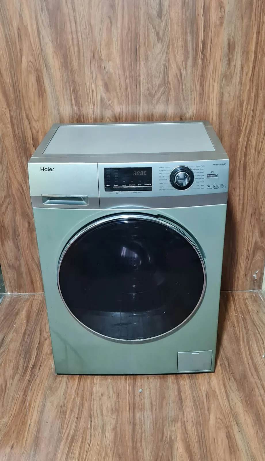 Haier Super Drum Inverter Fully Automatic Front Load Washing Machine, photo 4