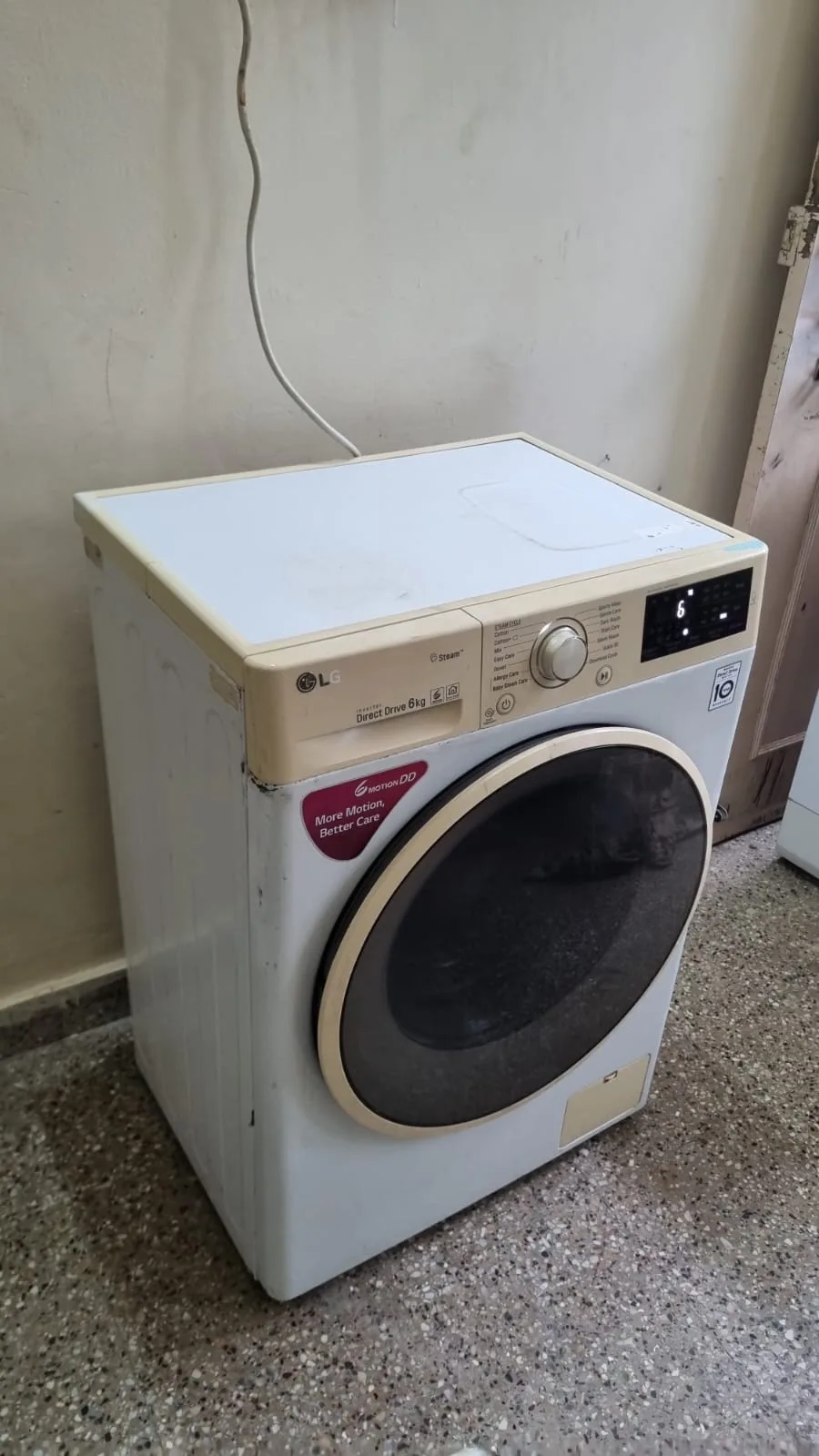 LG 6kg 5-Star Inverter Fully-Automatic Front Loading Washing Machine, photo 5