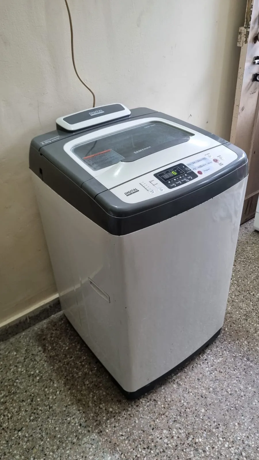 Samsung 6.2kg Fully-Automatic Top Loading Washing Machine, photo 3