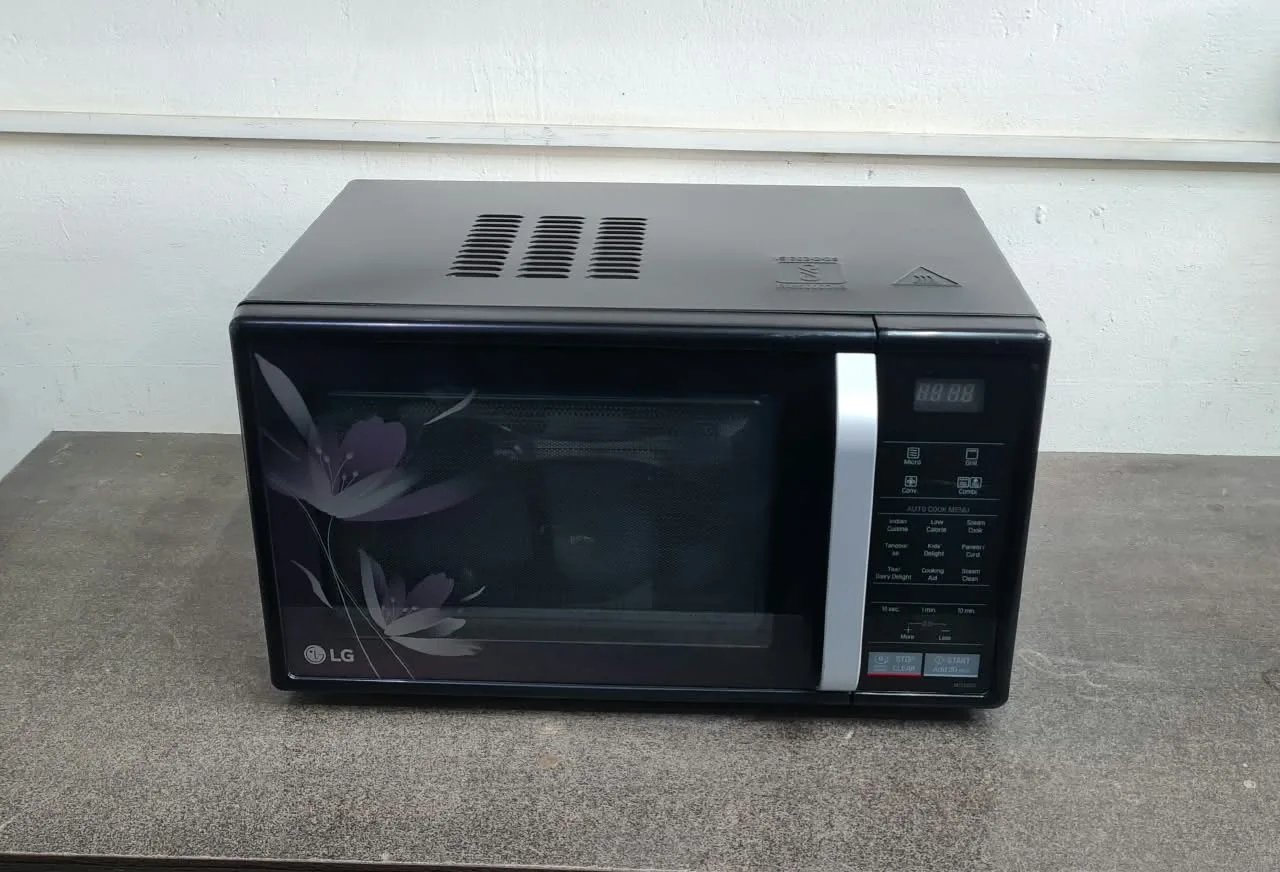LG 21 Litre Convection Microwave Oven, photo 7