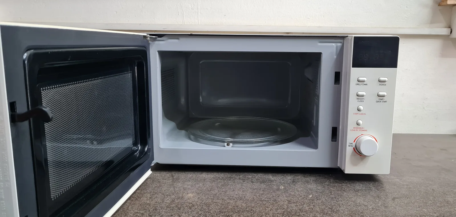 ReConnect Grill / Microwave Oven (Model: D80D20EN1L-SE) – Excellent Condition, photo 5